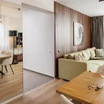 شقة Mandala Designer With Free Private Parking, Near Mall Coresi براشوف