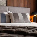 Mandala Designer With Free Private Parking, Near Mall Coresi * Брашов
