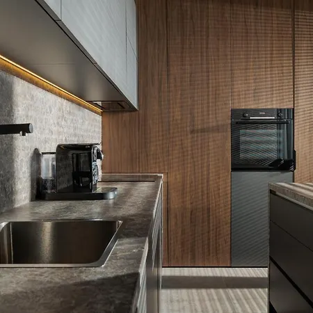 Appartement Mandala Designer With Free Private Parking, Near Mall Coresi Braşov