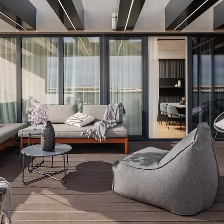 Mandala Designer With Free Private Parking, Near Mall Coresi *