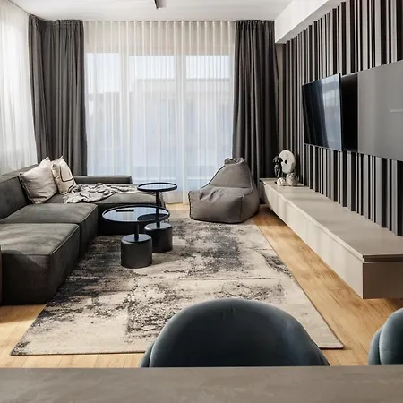 Mandala Designer With Free Private Parking, Near Mall Coresi