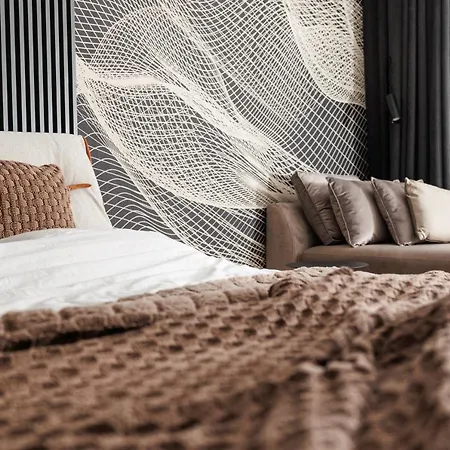 Daire Mandala Designer With Free Private Parking, Near Mall Coresi *