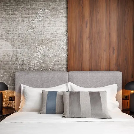 Mandala Designer With Free Private Parking, Near Mall Coresi Брашов