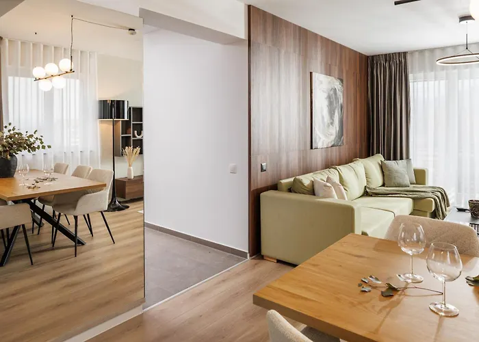 Apartment Mandala Designer With Free Private Parking, Near Mall Coresi Brasov